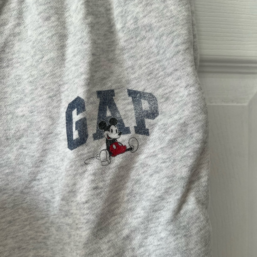 GAP Disney Mickey Mouse sweatpants size large